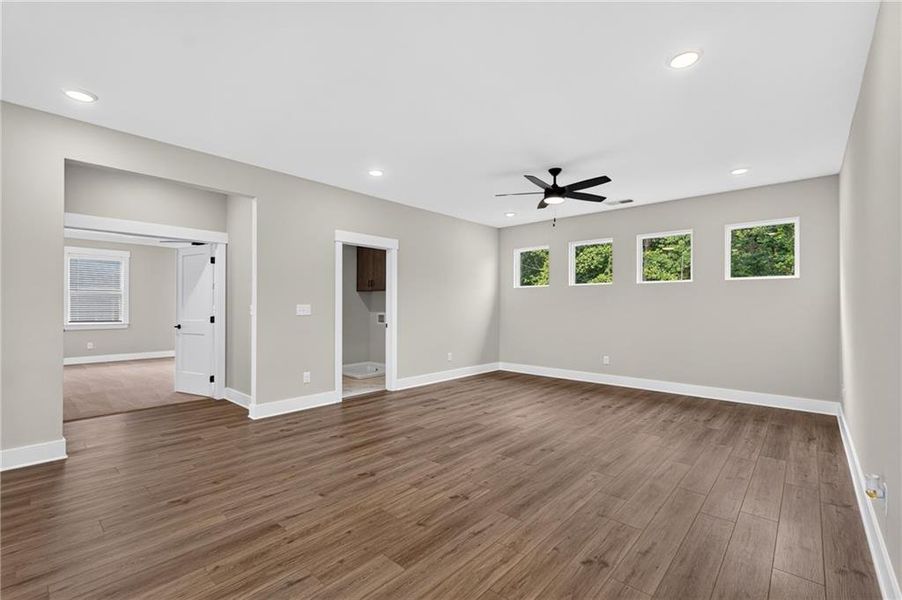 Spacious, unfurnished interior of a new home in Arbor West, Dawsonville (Image 45).