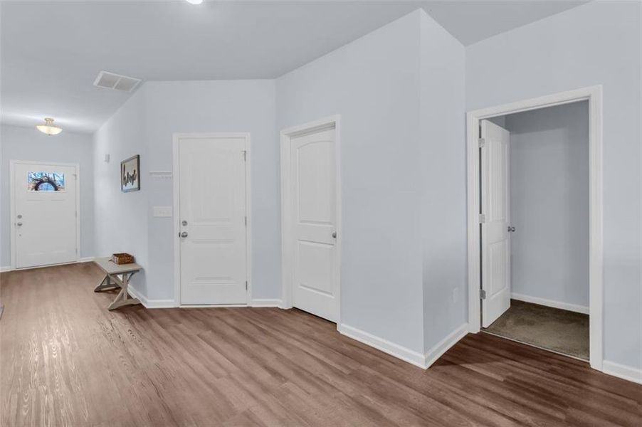 Spacious, unfurnished interior of a new home in , Clarkesville (Image 22).