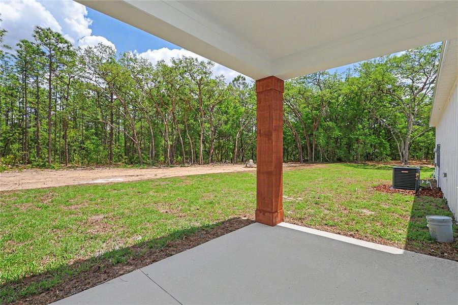 Exterior details and patio area of a home in , Ocala (Image 25).