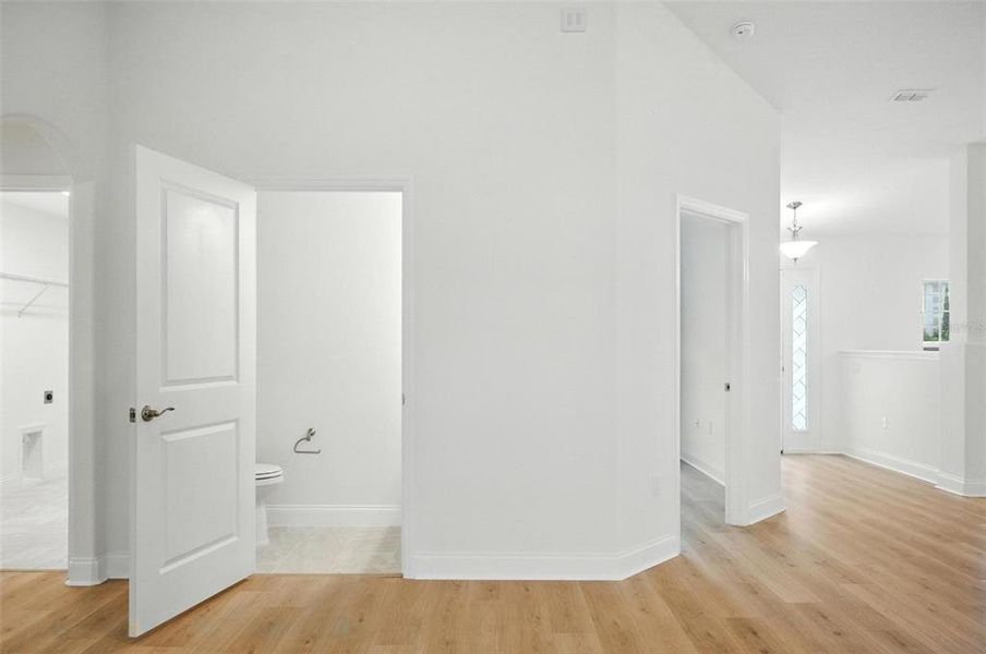 Image 43 of a home in .