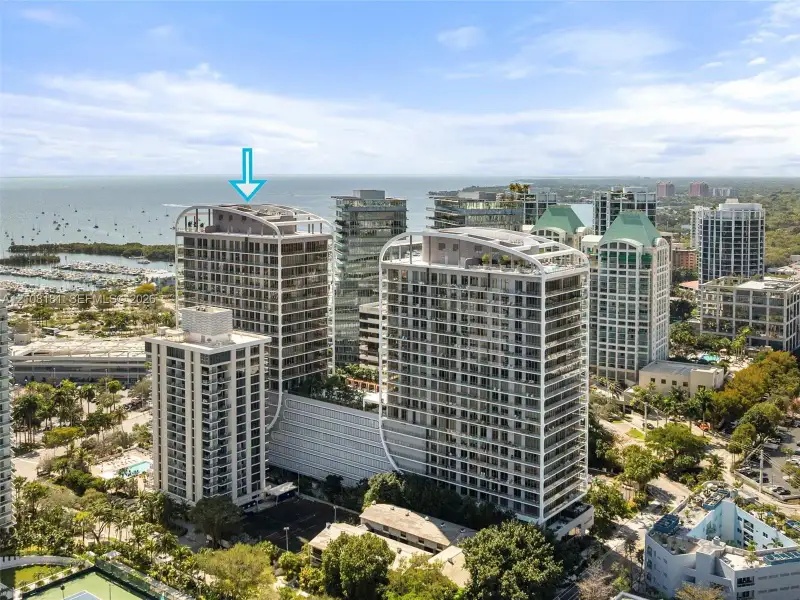 Condo located in Miami, FL showcasing its design and architecture (Image 21).