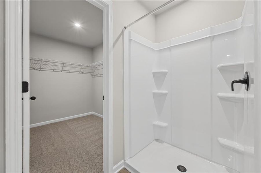 Spacious, unfurnished interior of a new home in Village Green, Adairsville (Image 12).