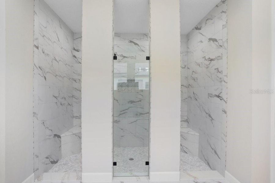 Spacious, unfurnished interior of a new home in Lake Toscana, Wimauma (Image 23).