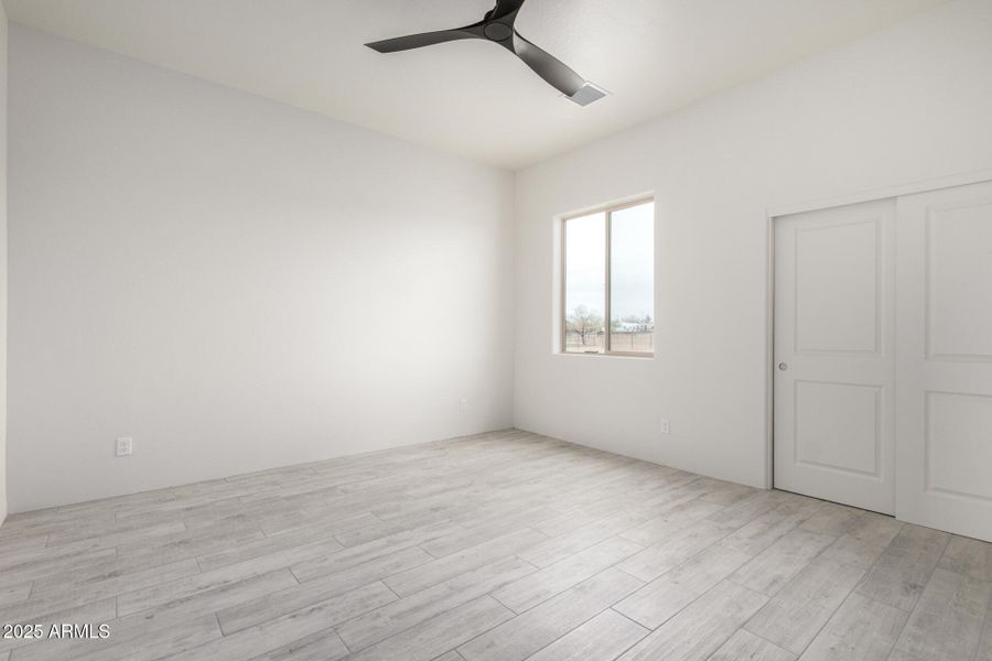 24 - Ocupado 24 - Ocupado