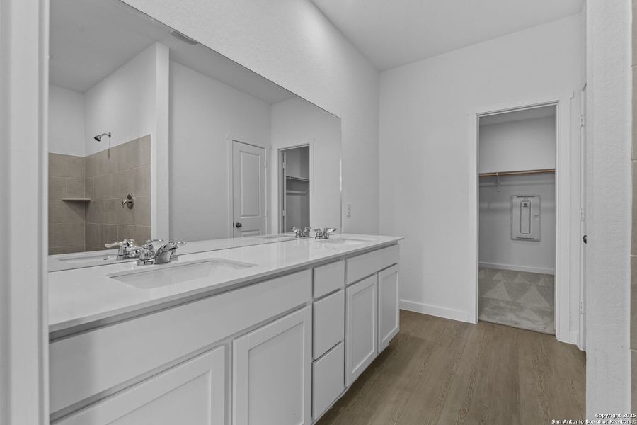 Furnished interior view inside a new home in , New Braunfels (Image 8). Furnished interior view inside a new home in , New Braunfels (Image 8).