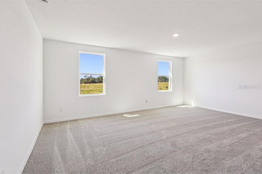 Spacious, unfurnished interior of a new home in Northlake Traditional, Winter Garden (Image 11). Spacious, unfurnished interior of a new home in Northlake Traditional, Winter Garden (Image 11).