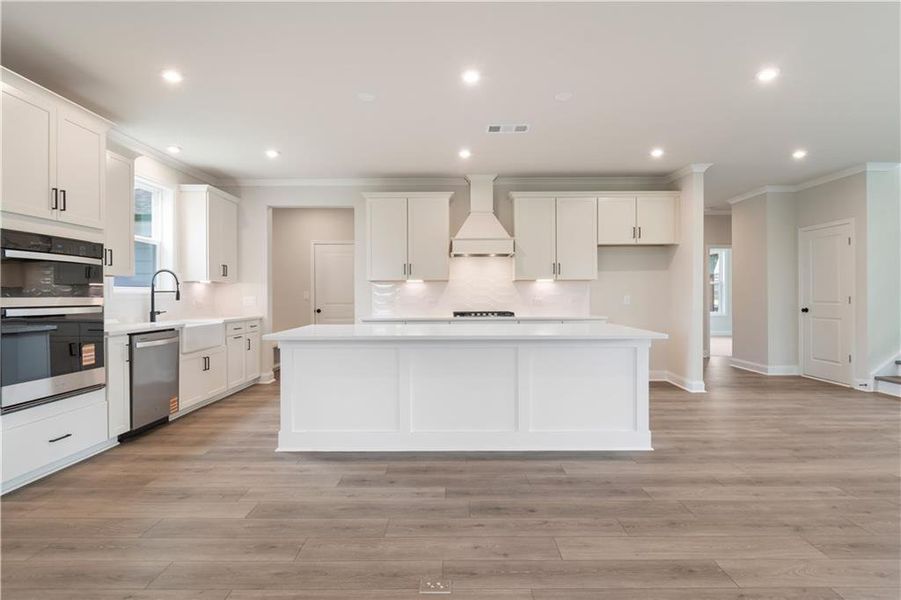 Furnished interior view inside a new home in Tiberon Woods, Cumming (Image 8).