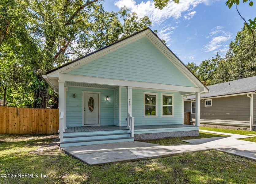 Front exterior of a new home in , Jacksonville, FL, highlighting curb appeal (Image 18).