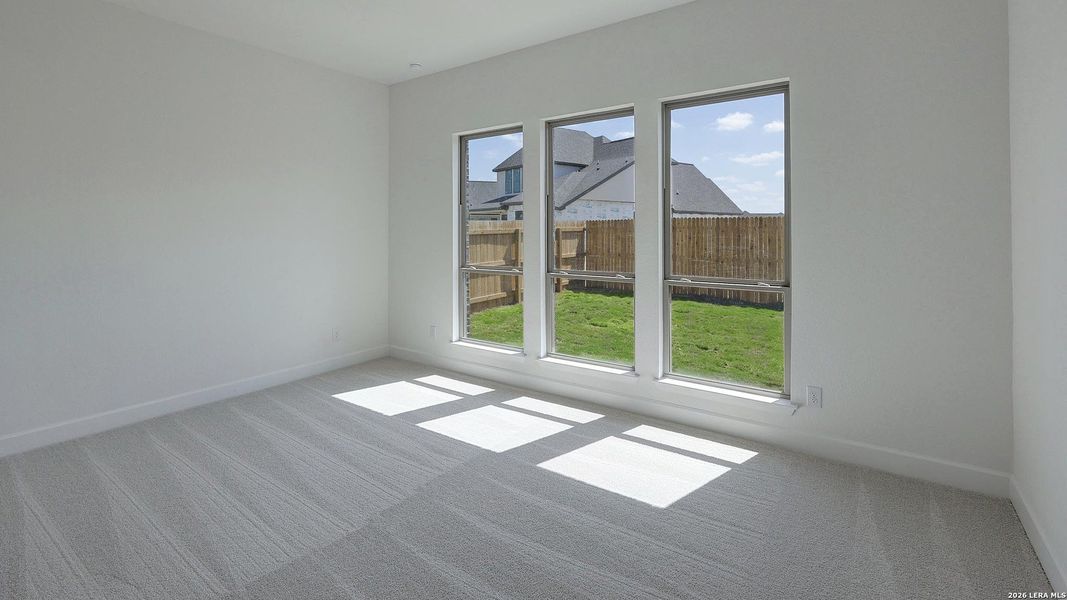 Spacious, unfurnished interior of a new home in Arcadia Ridge, San Antonio (Image 23).