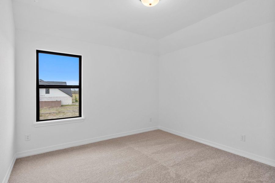 Spacious, unfurnished interior of a new home in Austin Point, Richmond (Image 21).