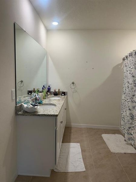 Furnished interior view inside a new home in Deer Run, Davenport (Image 9). Furnished interior view inside a new home in Deer Run, Davenport (Image 9).