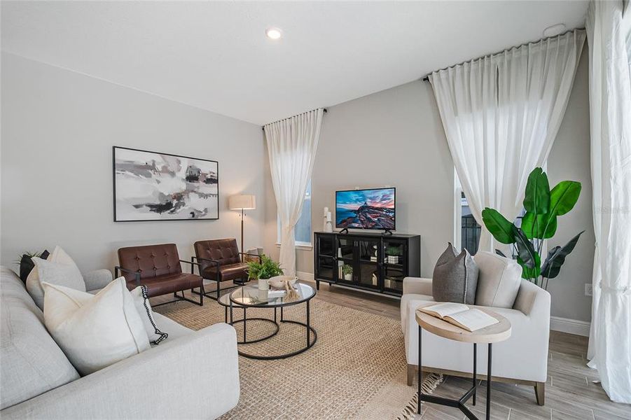 Furnished interior view inside a new home in , Orlando (Image 32).