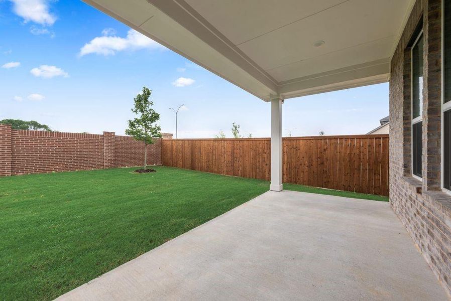 Exterior details and patio area of a home in Wildflower Ranch, Fort Worth (Image 3).
