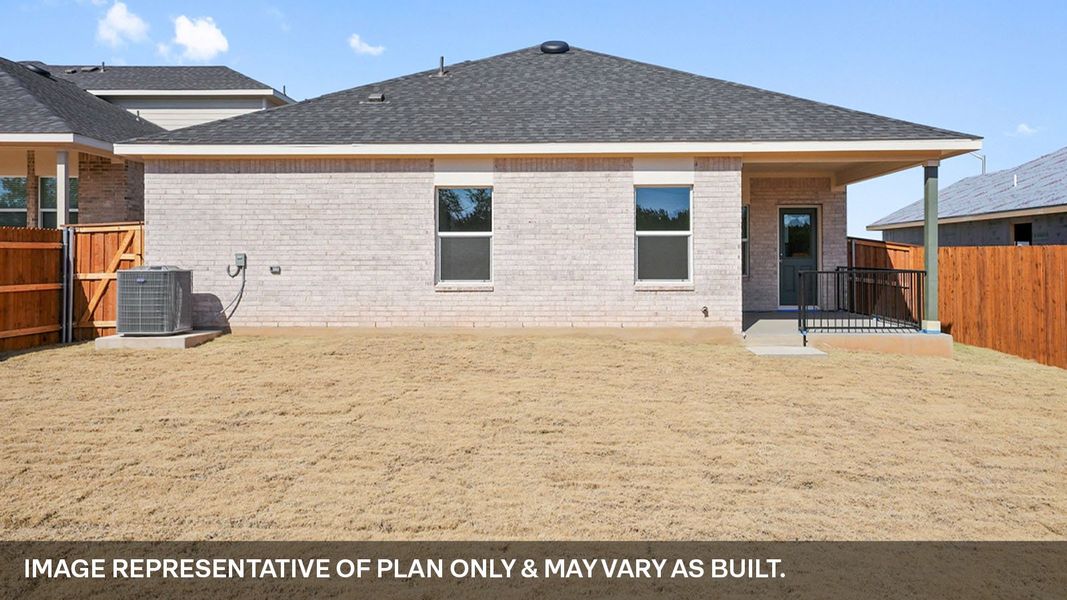 Representative exterior details of a home built from the The Quincy by D.R. Horton in Thunder Rock, Marble Falls (Image 21).