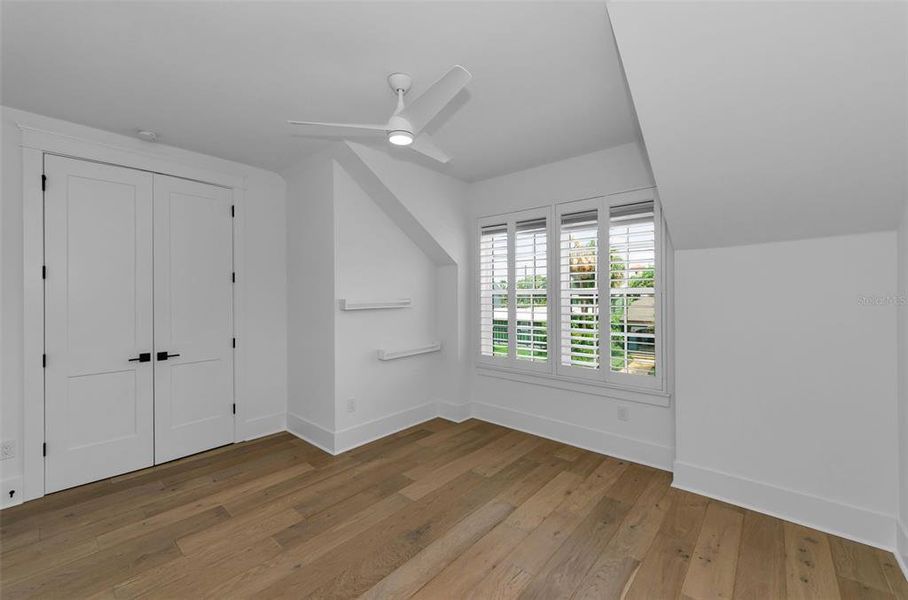 Spacious, unfurnished interior of a new home in , St. Petersburg (Image 38). Spacious, unfurnished interior of a new home in , St. Petersburg (Image 38).