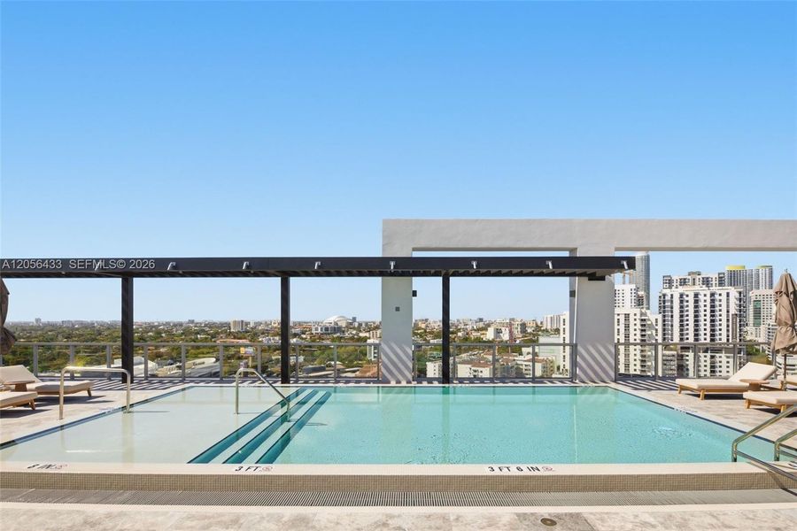 Image 28 of a home in Domus Brickell Park.