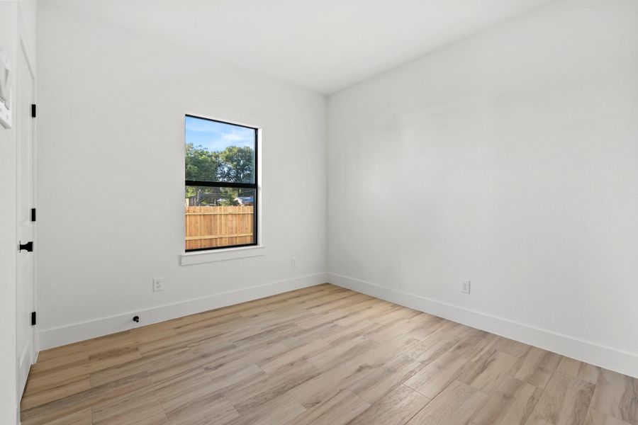 Spacious, unfurnished interior of a new home in , Needville (Image 8).