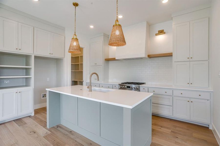 Furnished interior view inside a new home in , Fort Worth (Image 8).