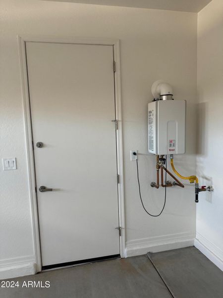 Tankless Gas Water Heater