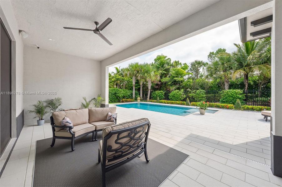 Image 34 of a home in .