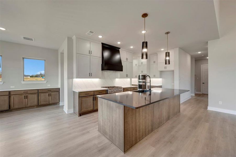 Furnished interior view inside a new home in Northshore at Lakewood Village - Classic Series, Lakewood Village (Image 13). Furnished interior view inside a new home in Northshore at Lakewood Village - Classic Series, Lakewood Village (Image 13).