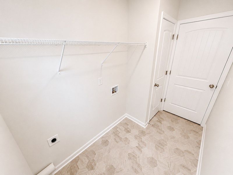 Spacious, unfurnished interior of a new home in Salem Landing, Rockvale (Image 23).