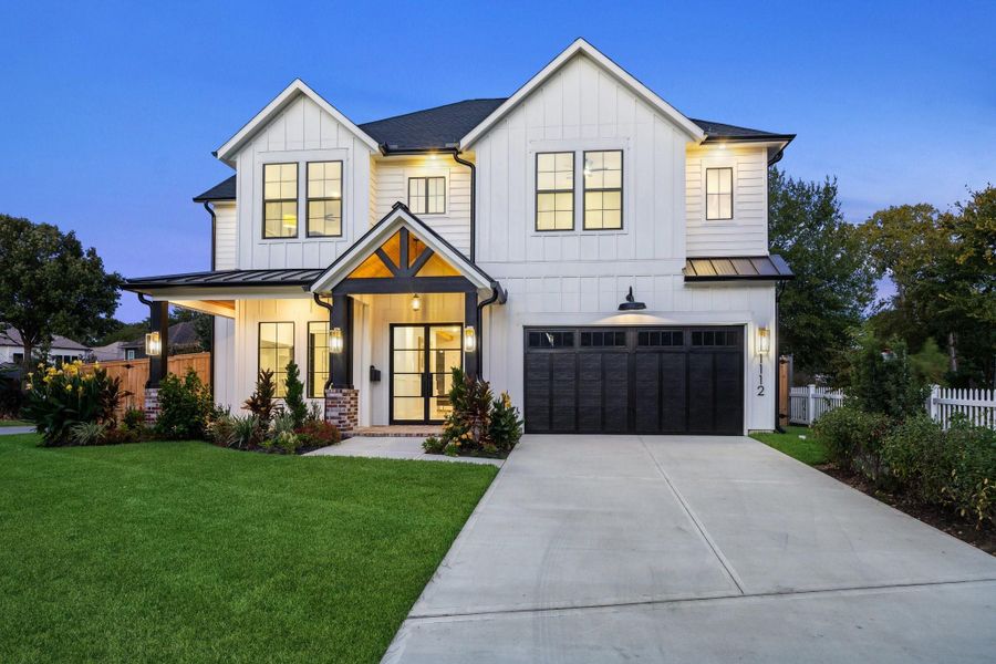 STUNNING transitional new construction home with striking curb appeal STUNNING transitional new construction home with striking curb appeal