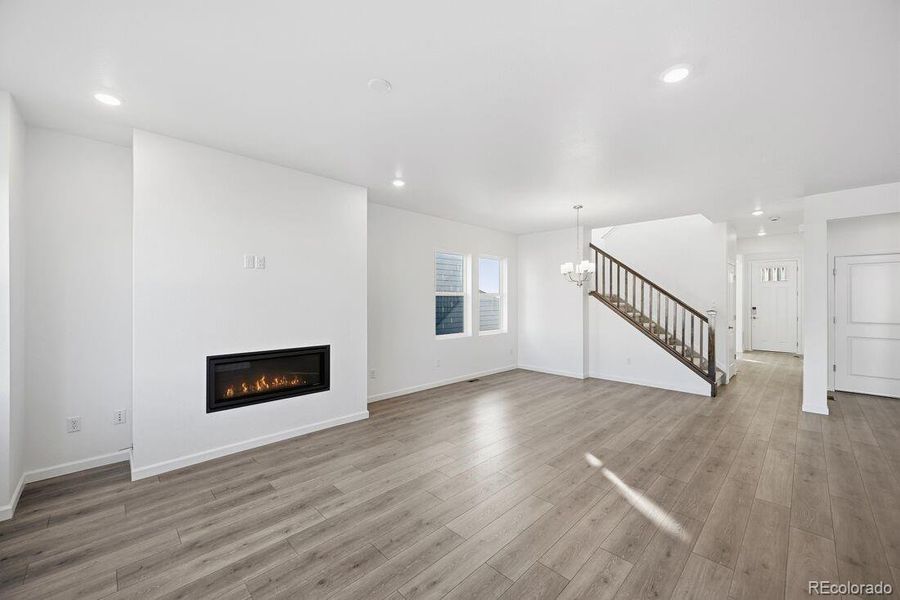 16487 W 92nd Place ~ Ready Now