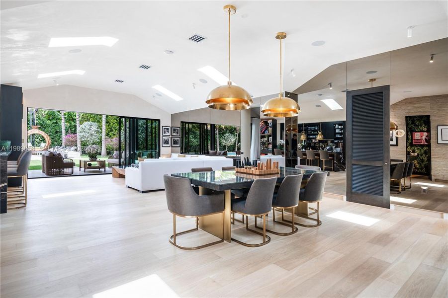 Community amenities in , Miami (Image 52). Community amenities in , Miami (Image 52).