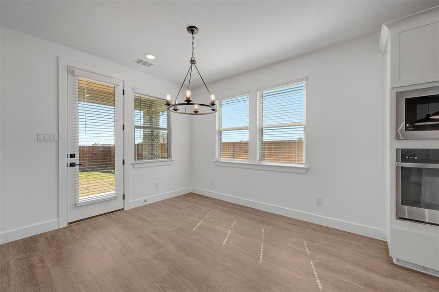 Spacious, unfurnished interior of a new home in Timberbrook, Justin (Image 28).