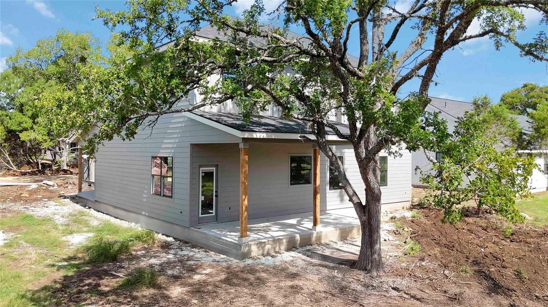 Exterior details and patio area of a home in , Wimberley (Image 4).