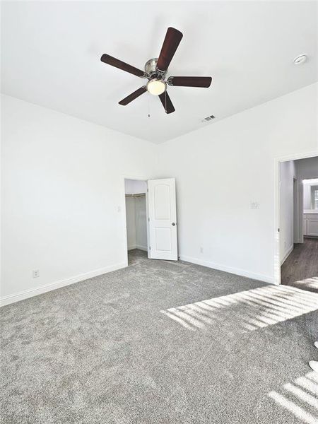 Spacious, unfurnished interior of a new home in , Waxahachie (Image 18). Spacious, unfurnished interior of a new home in , Waxahachie (Image 18).