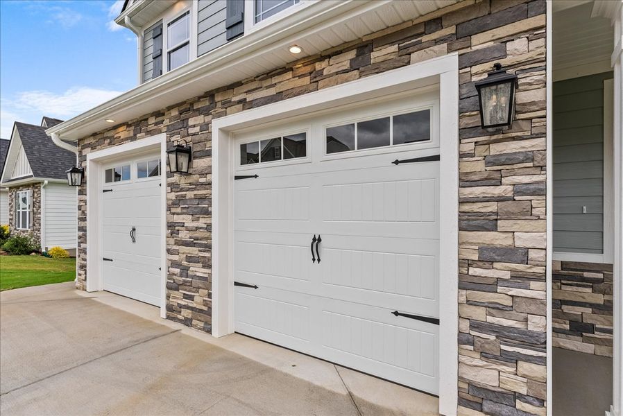 Representative exterior details of a home built from the Emilia Elite by Enchanted Homes in Pointe Summit, Slater-Marietta (Image 3).