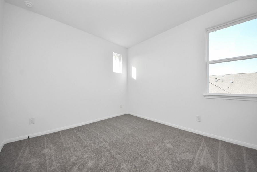 Spacious, unfurnished interior of a new home in Elyson, Katy (Image 40).