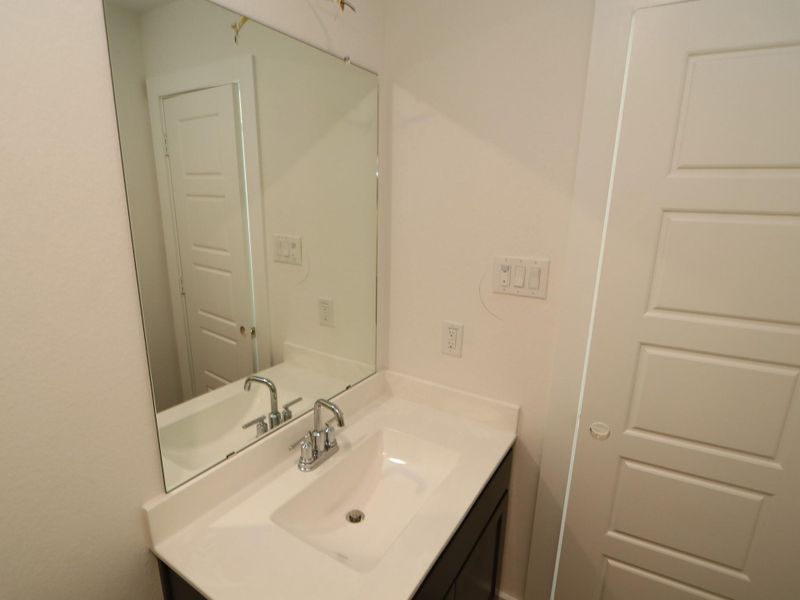 Furnished interior view inside a new home in Lago Mar, Santa Fe (Image 7).
