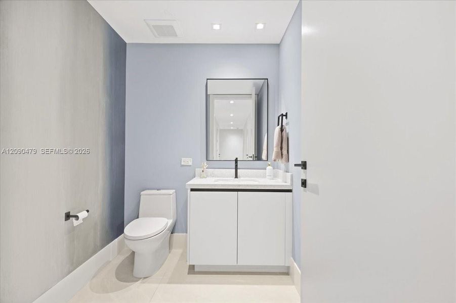 Furnished interior view inside a new home in , Fort Lauderdale (Image 28).
