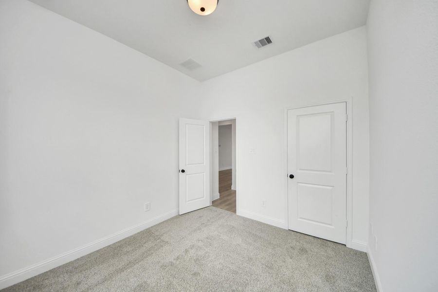 Spacious, unfurnished interior of a new home in Bridgeland: Signature Collection, Cypress (Image 15). Spacious, unfurnished interior of a new home in Bridgeland: Signature Collection, Cypress (Image 15).