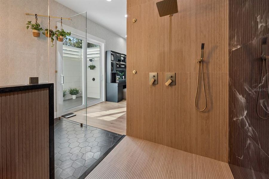 Furnished interior view inside a new home in , High Springs (Image 40).