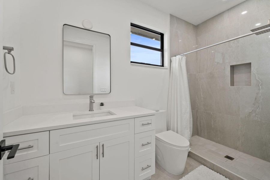 Furnished interior view inside a new home in , Palm Beach Gardens (Image 20).