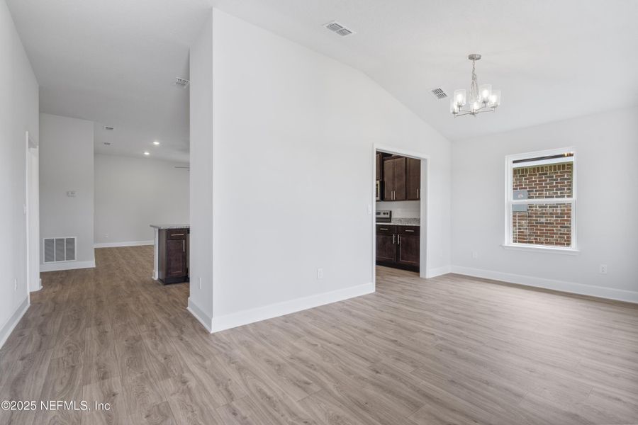 Spacious, unfurnished interior of a new home in Shadow Crest at Rolling Hills, Green Cove Springs (Image 13).