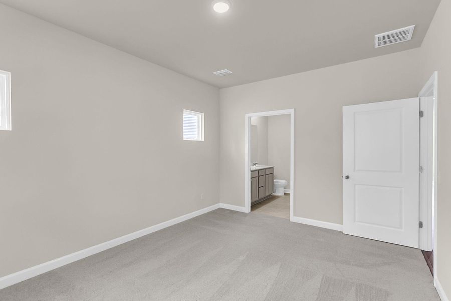 Spacious, unfurnished interior of a new home in , Summerville (Image 20). Spacious, unfurnished interior of a new home in , Summerville (Image 20).