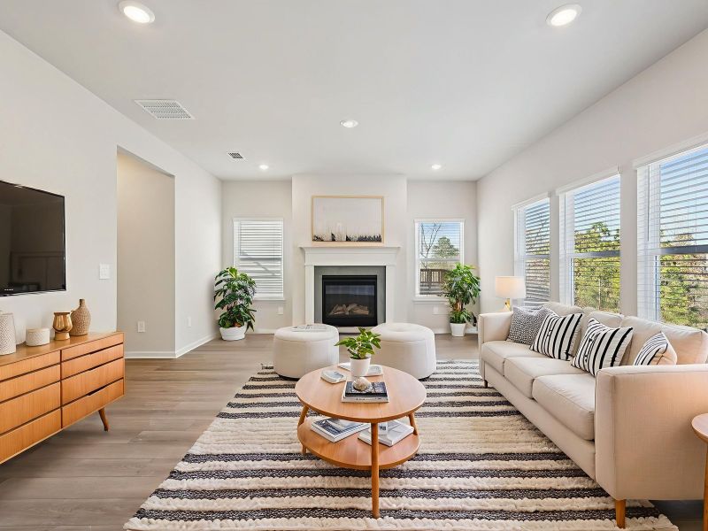 Furnished interior view inside a new home in Ivey Township, Dallas (Image 4).
