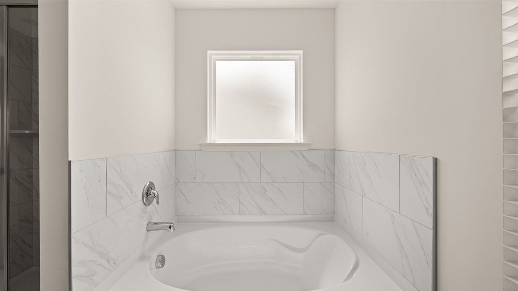 Close-up of interior finishes inside a home in Bridle Creek, Locust Grove (Image 15).