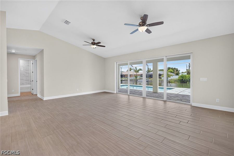 Spacious, unfurnished interior of a new home in Cape Coral, Cape Coral (Image 18). Spacious, unfurnished interior of a new home in Cape Coral, Cape Coral (Image 18).