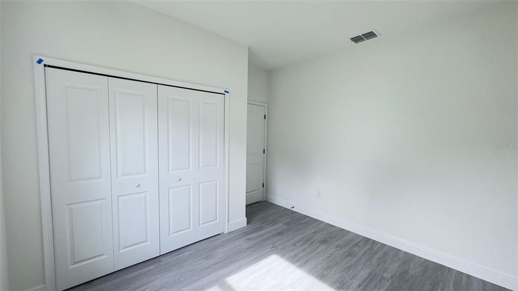 Spacious, unfurnished interior of a new home in , Citrus Springs (Image 15).