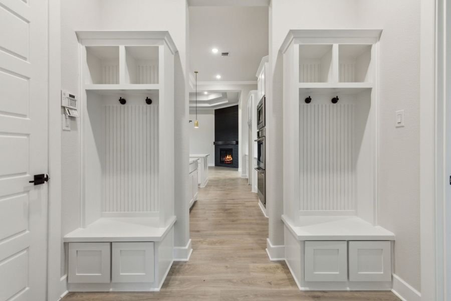 Image 12 representing the Valencia by Chesmar Homes in Lakeview Heights, Azle, TX. Image 12 representing the Valencia by Chesmar Homes in Lakeview Heights, Azle, TX.