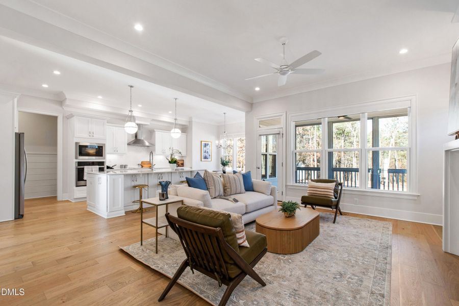 Crimson-28 Crimson-28