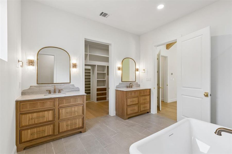 Furnished interior view inside a new home in , Dallas (Image 24).