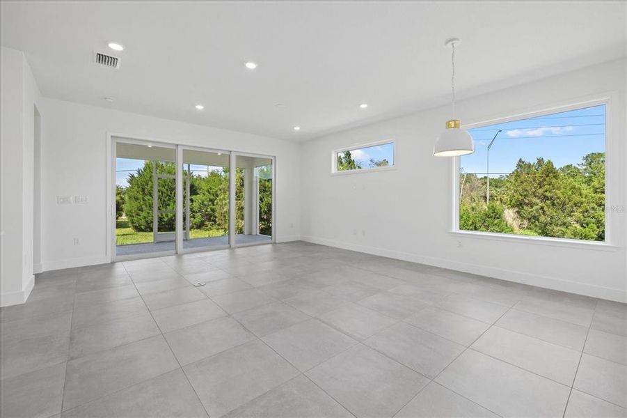 Spacious, unfurnished interior of a new home in , Punta Gorda (Image 20). Spacious, unfurnished interior of a new home in , Punta Gorda (Image 20).