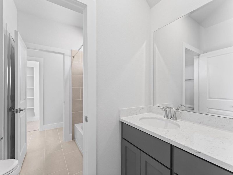 Furnished interior view inside a new home in The Grand Prairie 60’s, Hockley (Image 11).